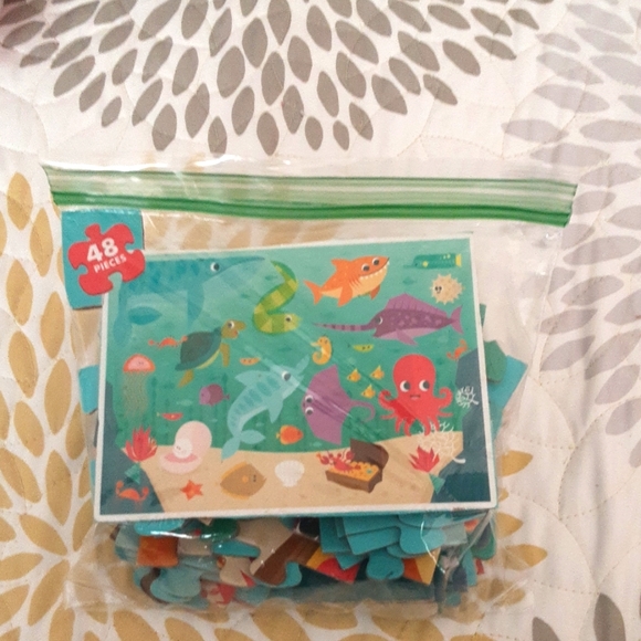 4 pack puzzles - Picture 3 of 10